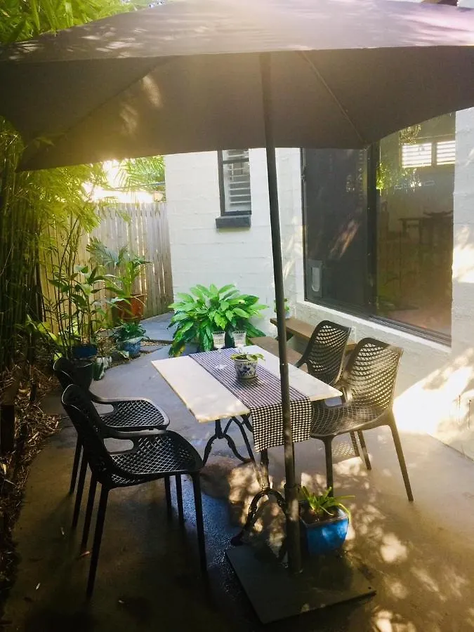 Swan Guest House - Room With Own Private Bathroom Brisbane Australia