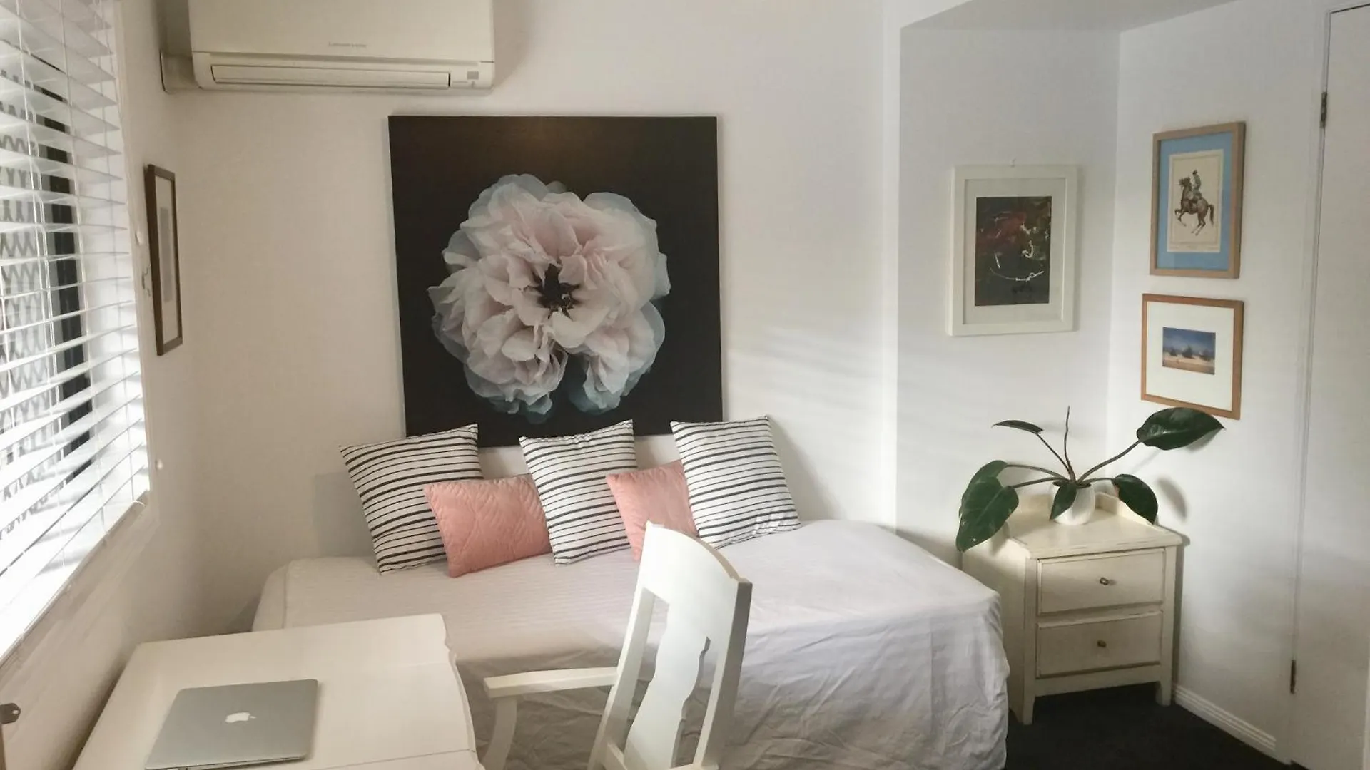 Swan Guest House - Room With Own Private Bathroom Brisbane