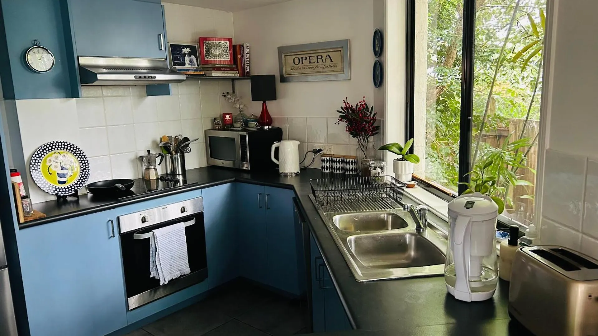 Swan Guest House - Room With Own Private Bathroom Brisbane