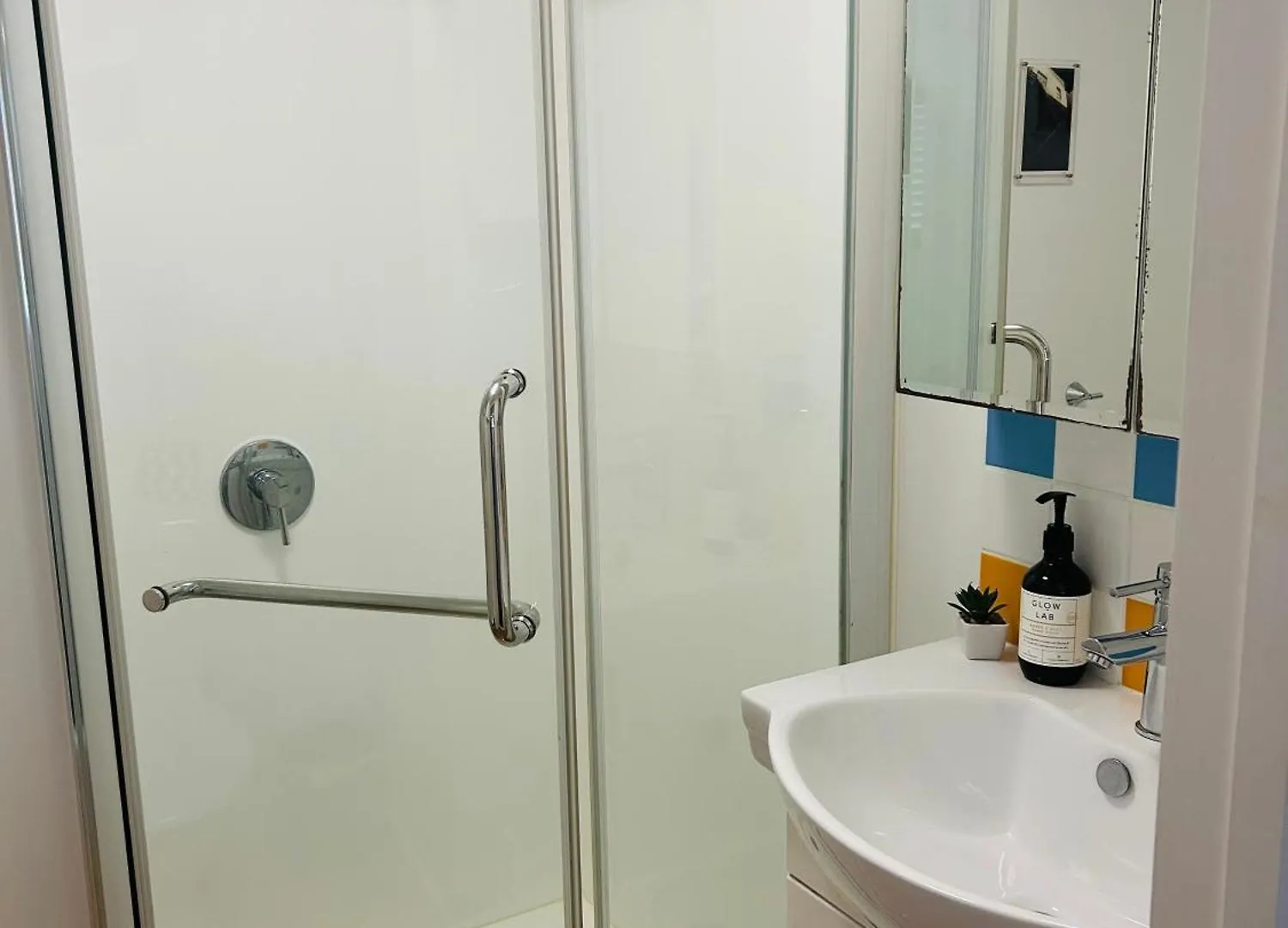 Swan Guest House - Room With Own Private Bathroom Brisbane