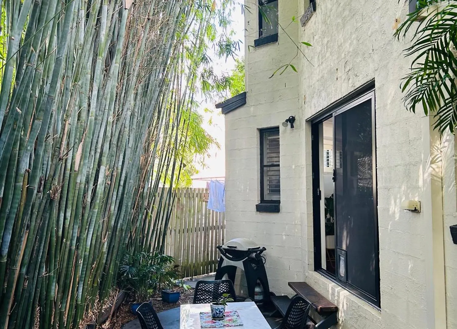 Nicole Guest House Μπρίσμπεϊν 0*,
